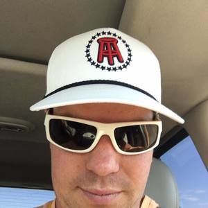 Meet your Posher, Kyle